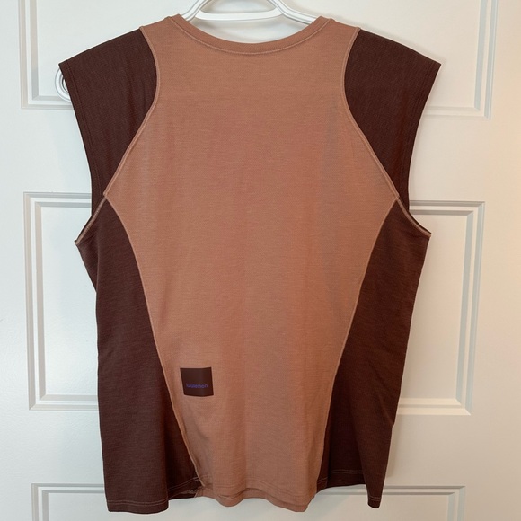 NWT Lululemon Cap Sleeve Hiking Top - Picture 7 of 11